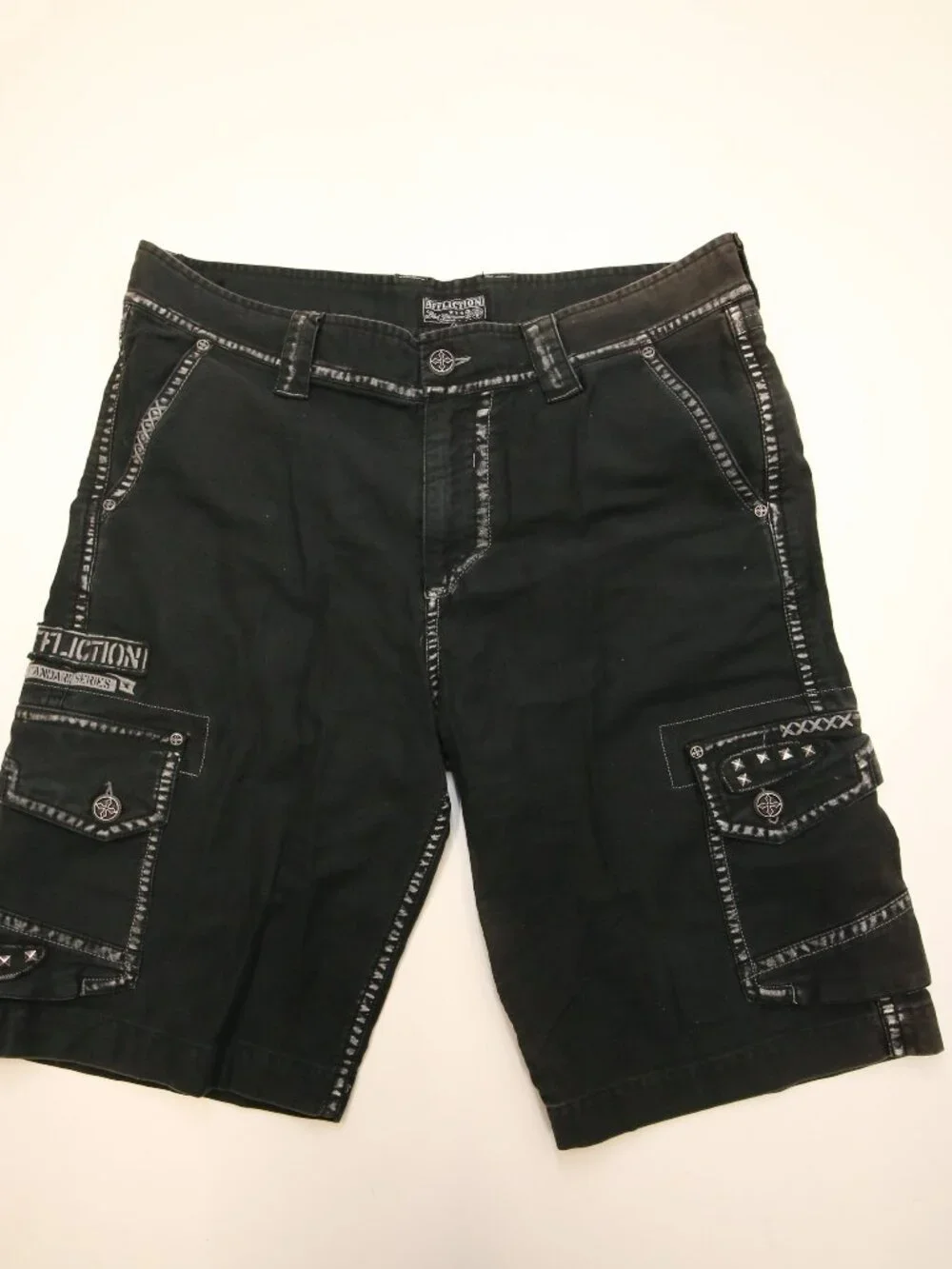 Affliction Faded Black Cargo Studded Shorts Mens 36 Heavy Canvas Y2K READ FADES
